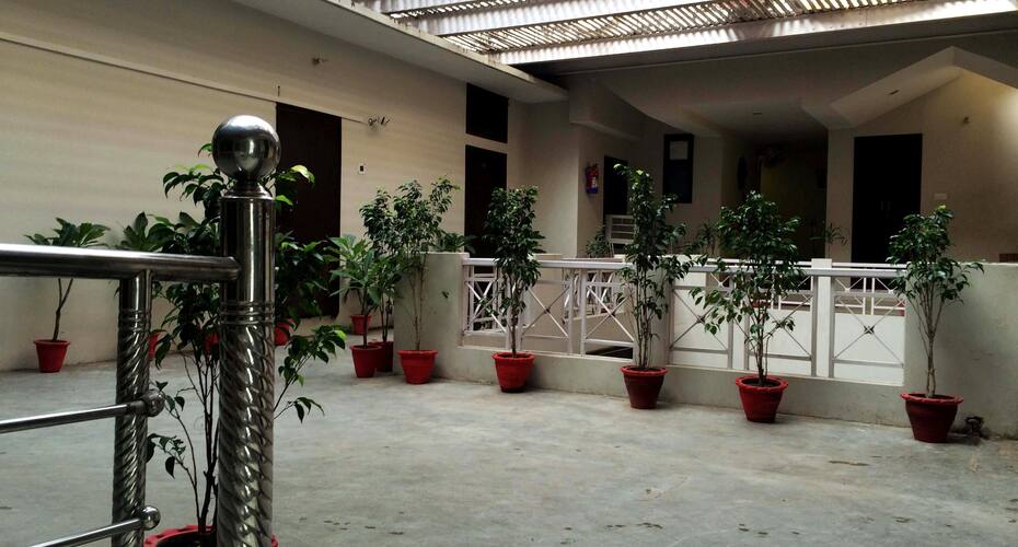 Hotel Santosh, Pilibhit 3